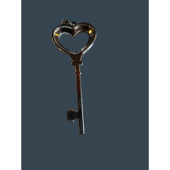 Silver Key To My Heart Pendant Necklace Charm - Picture 10 of 12